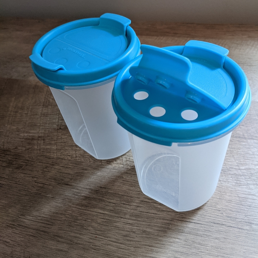 Tupperware modular mates 14oz. Never been used!!